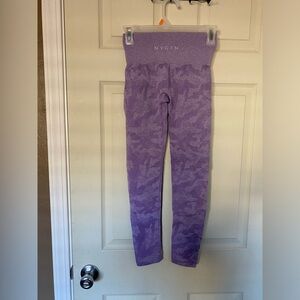 NVGTN Leggings